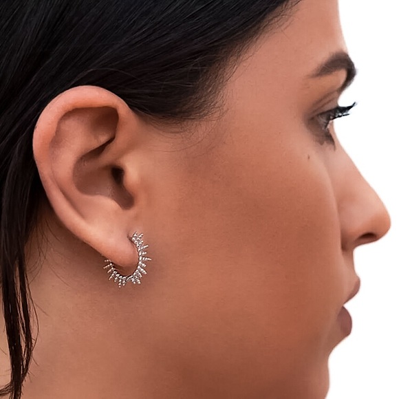 ⚜️[𝟯/$𝟭𝟴]⚜️NEW Solar Copper Hoop Earrings - Picture 3 of 9